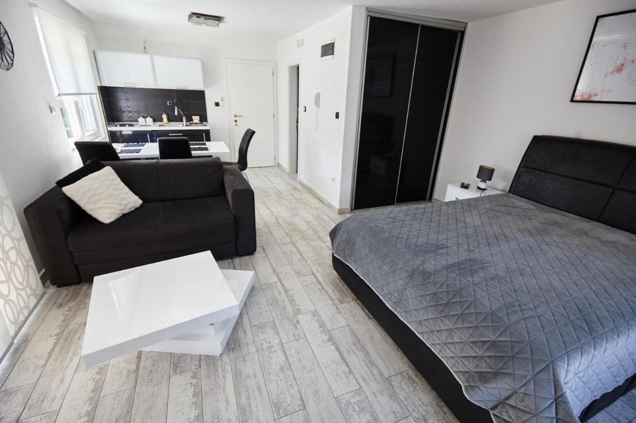 Apartment Azulmburgo Vrnjačka Banja Esterno foto